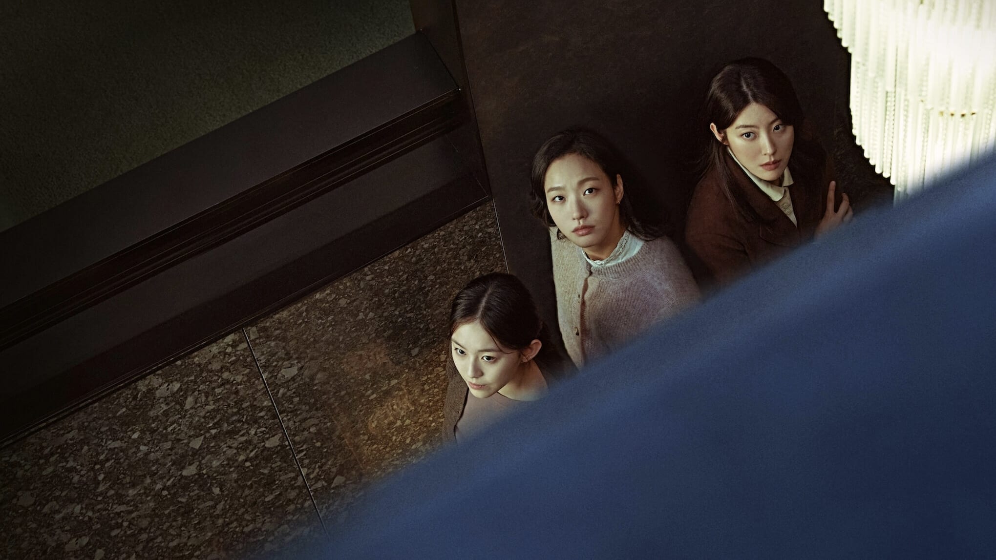 78/100 – Il kdrama “Piccole donne” è un noir con scene violente (ma le sorelle sono quelle del romanzo)